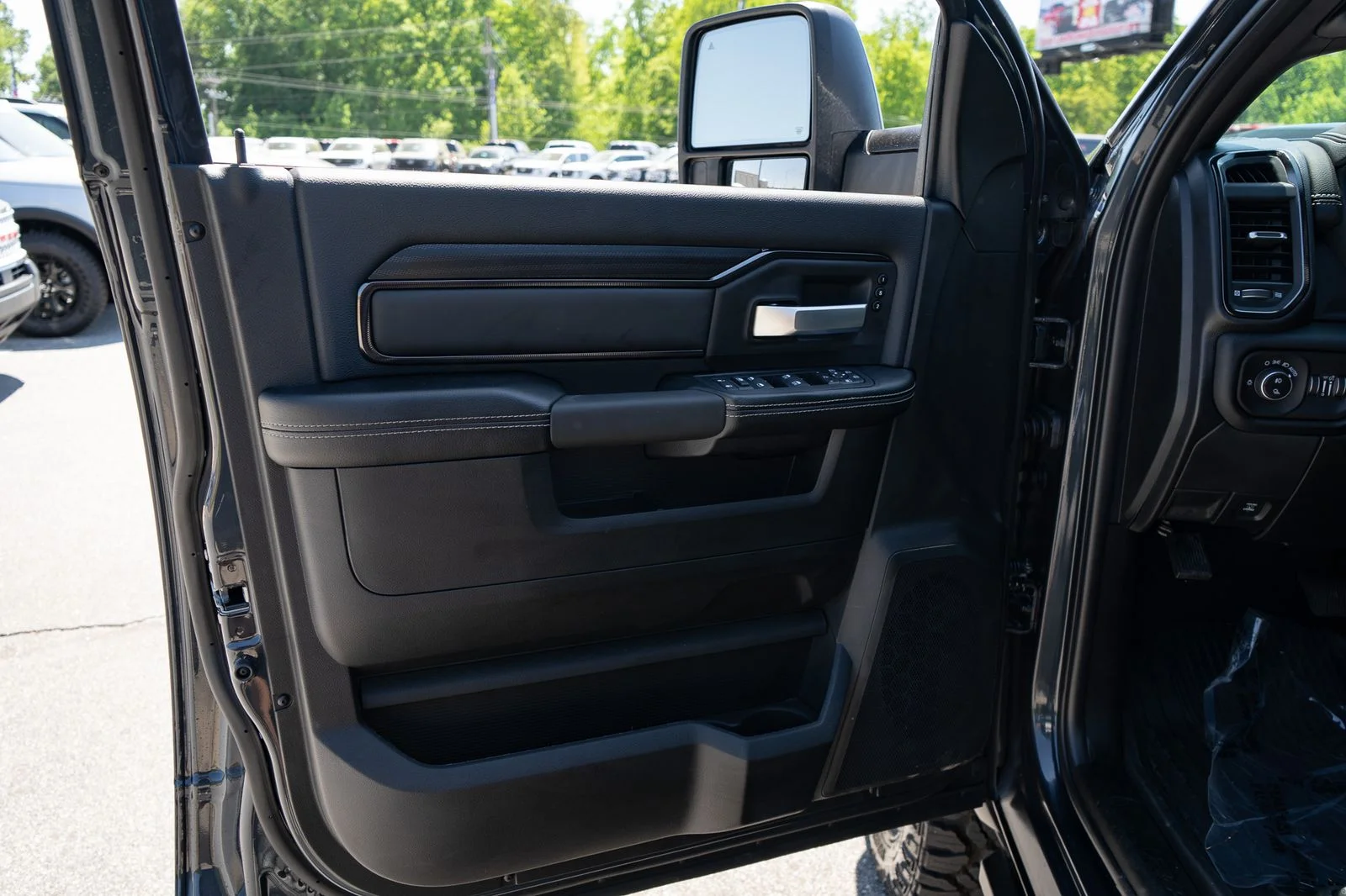 New 2026 Forged Blue Metallic Exterior Paint RAM Rebel image 16