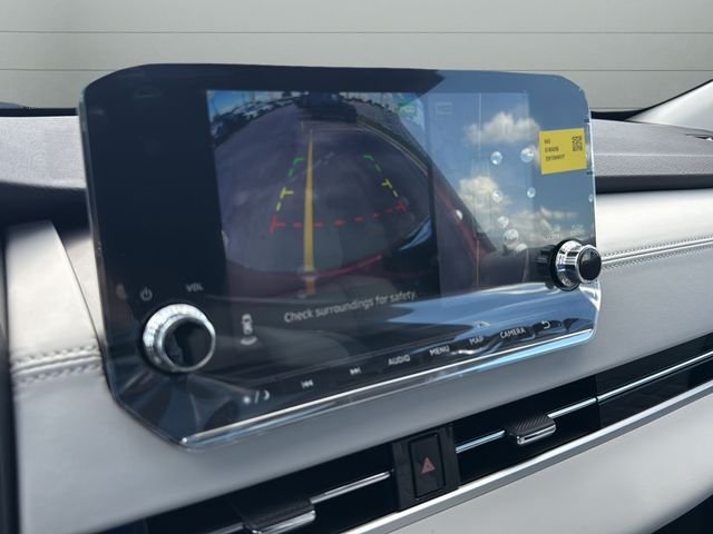 Used 2025 Red Mitsubishi SEL image 25