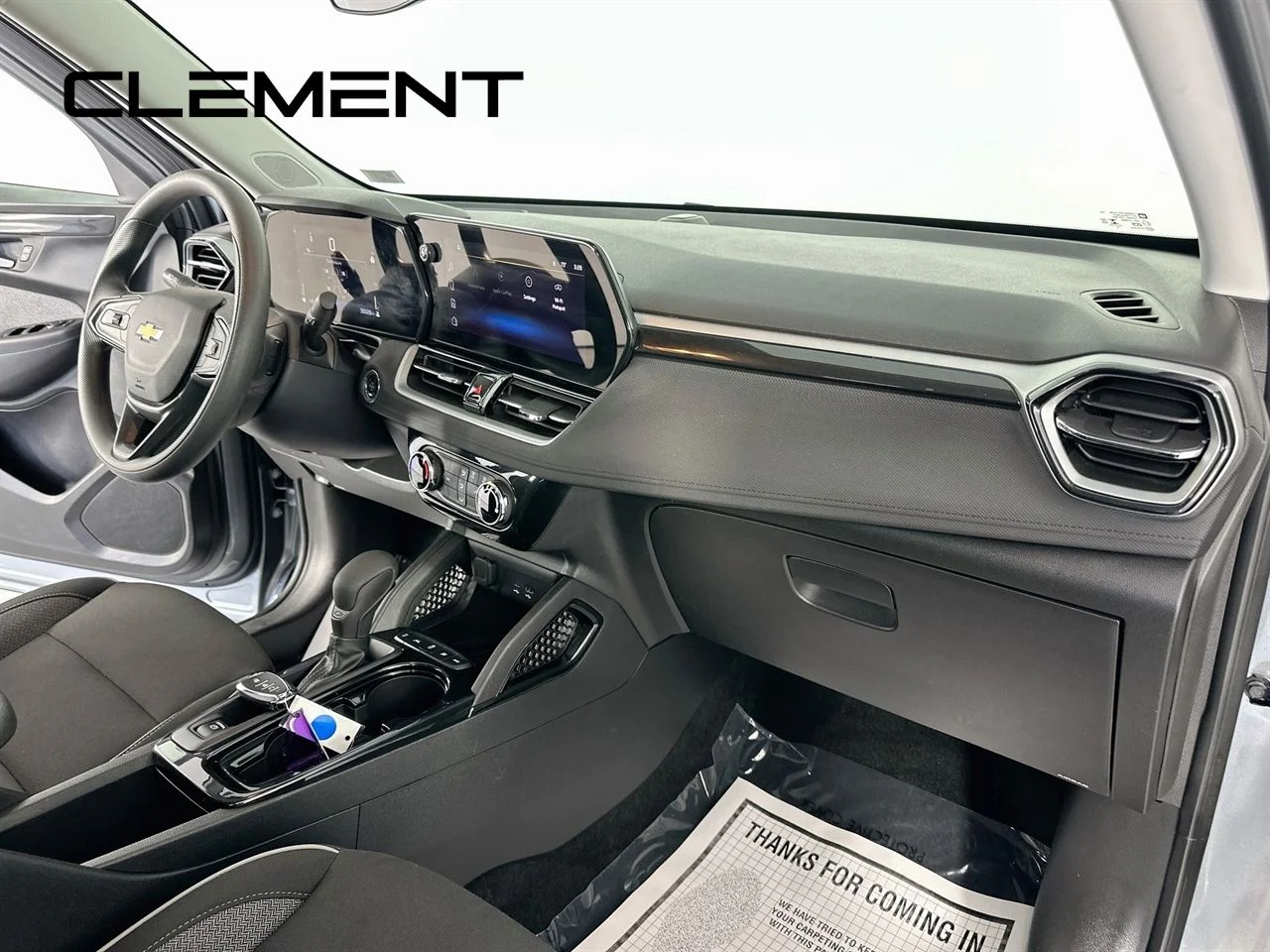 Used 2025 Sterling Gray Metallic Chevrolet LT image 32
