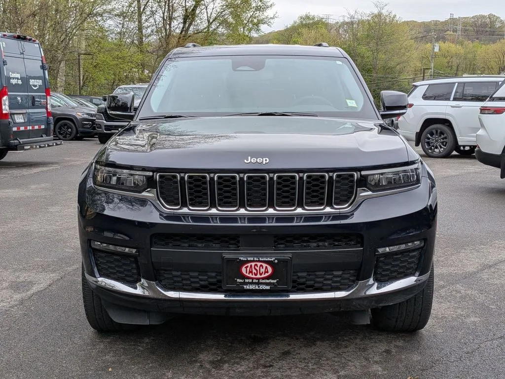 Used 2023 Black Jeep Limited image 12