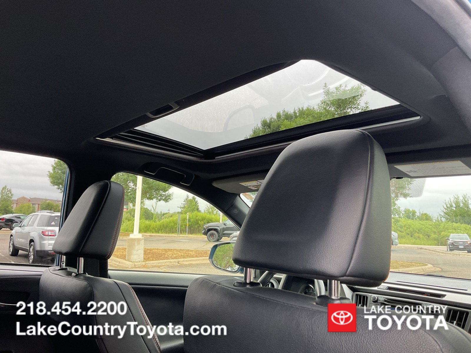 Used 2016 Electric Storm Blue Toyota SE image 16