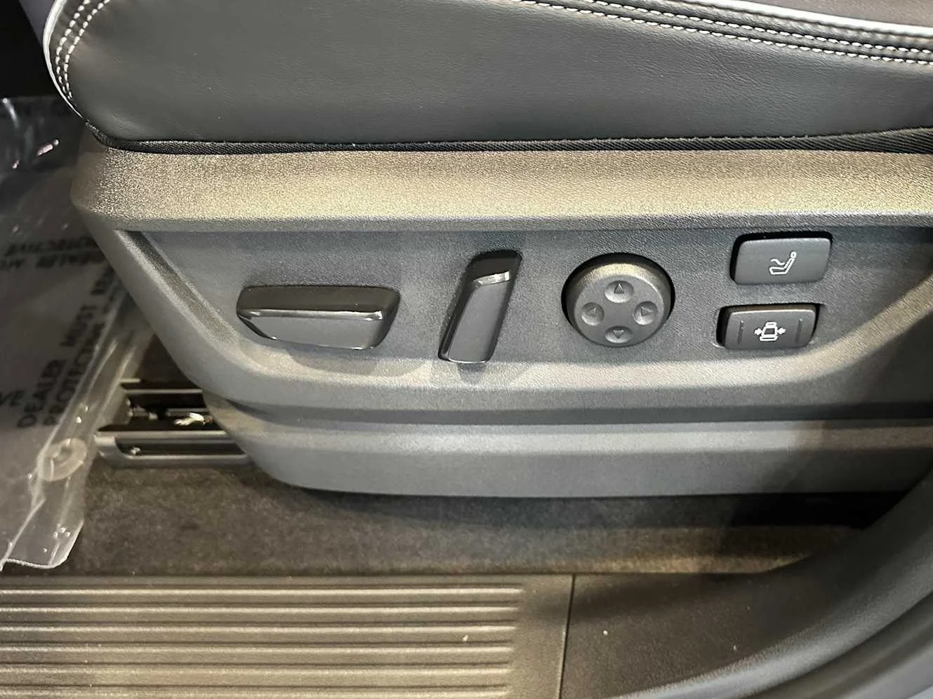 New 2027 MINERAL BLACK INFINITI Sport 4WD image 16