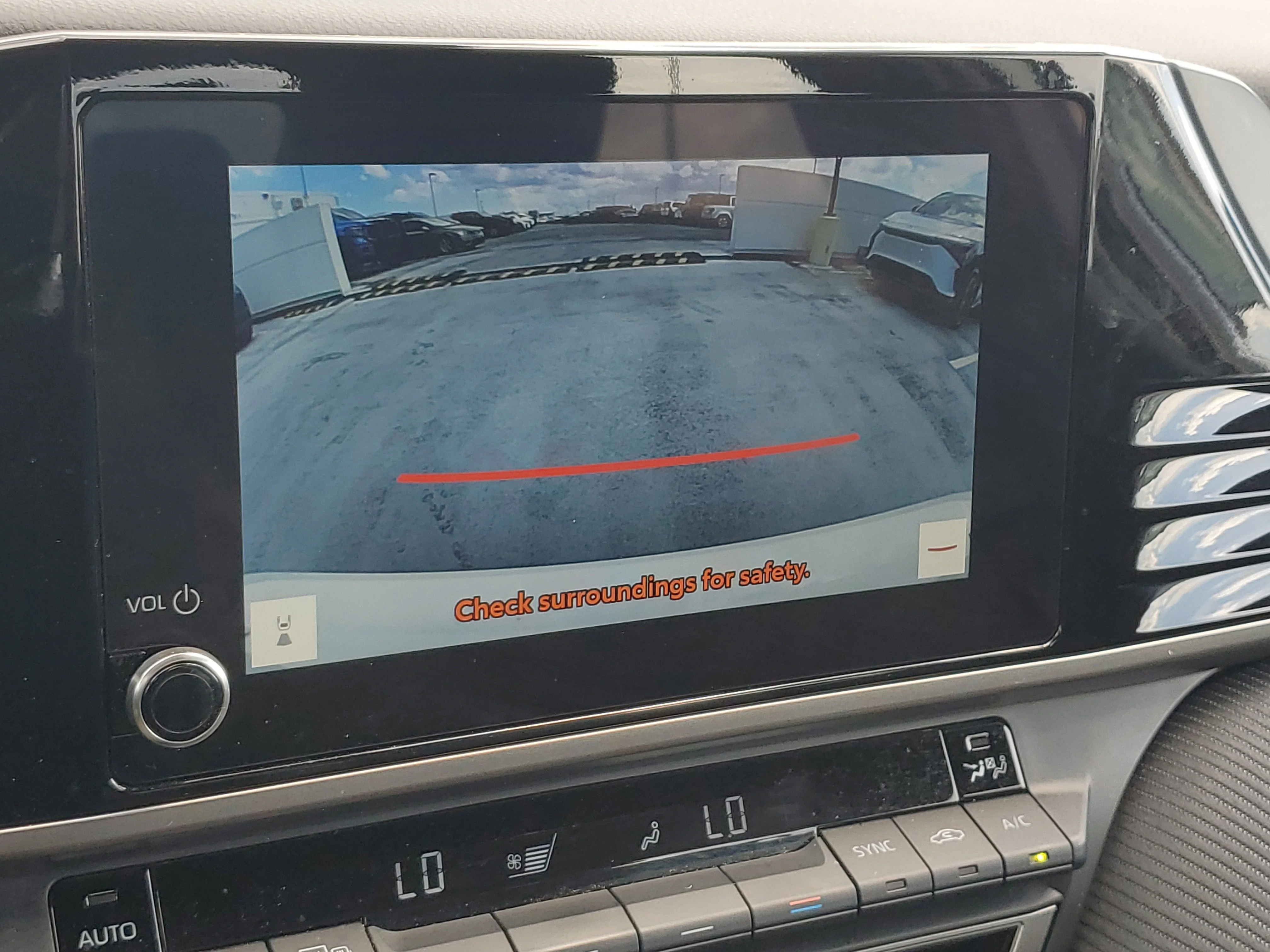 Certified Used 2025 Ice Toyota SE image 28