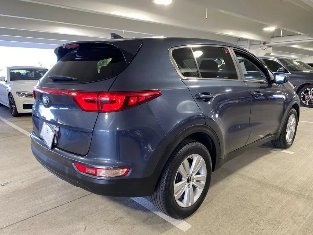 Used 2019 Pacific Blue Kia LX image 5