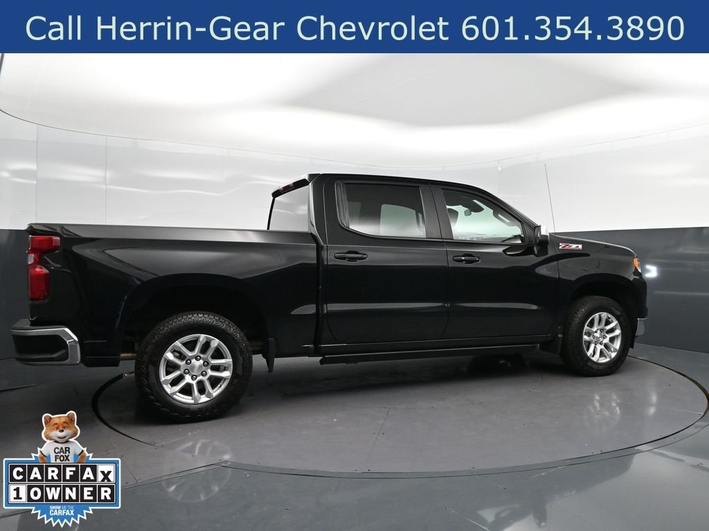 2024 Chevrolet Silverado 1500 LT - Photo 8