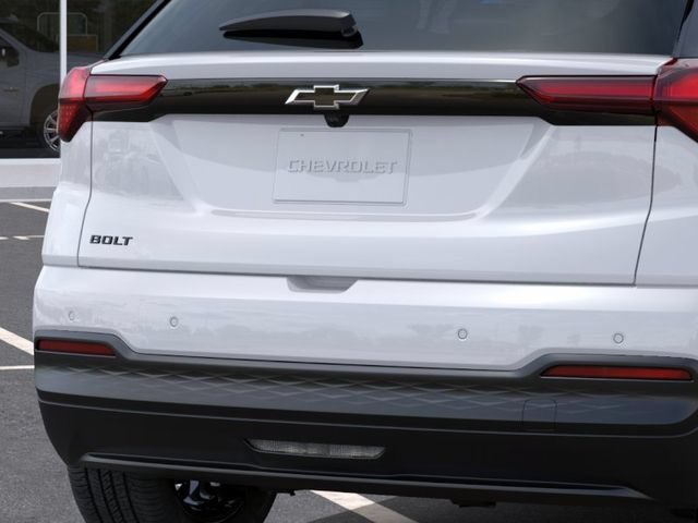 New 2027 Summit White Chevrolet LT image 14