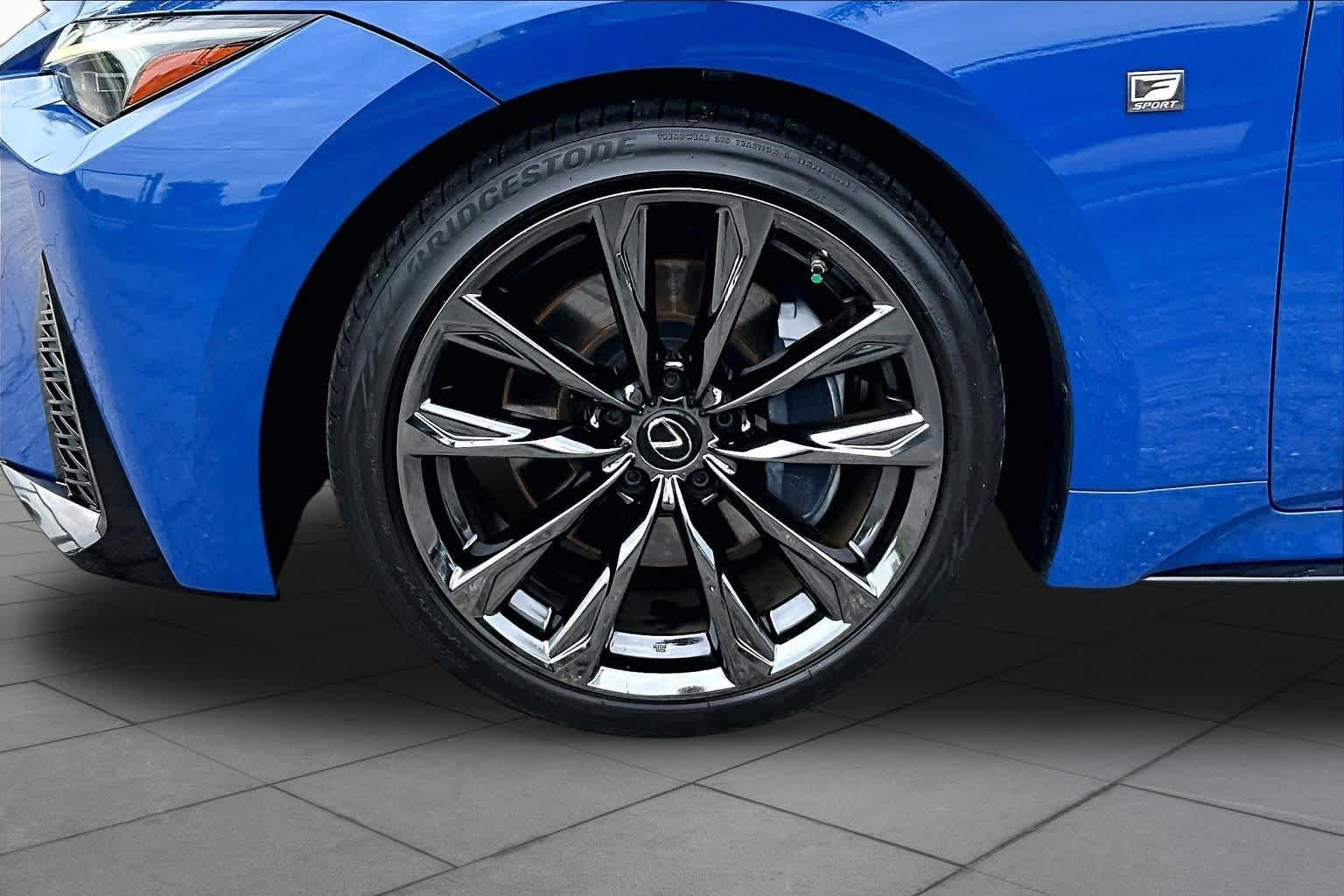 Certified Used 2022 Grecian Water Lexus F SPORT image 11