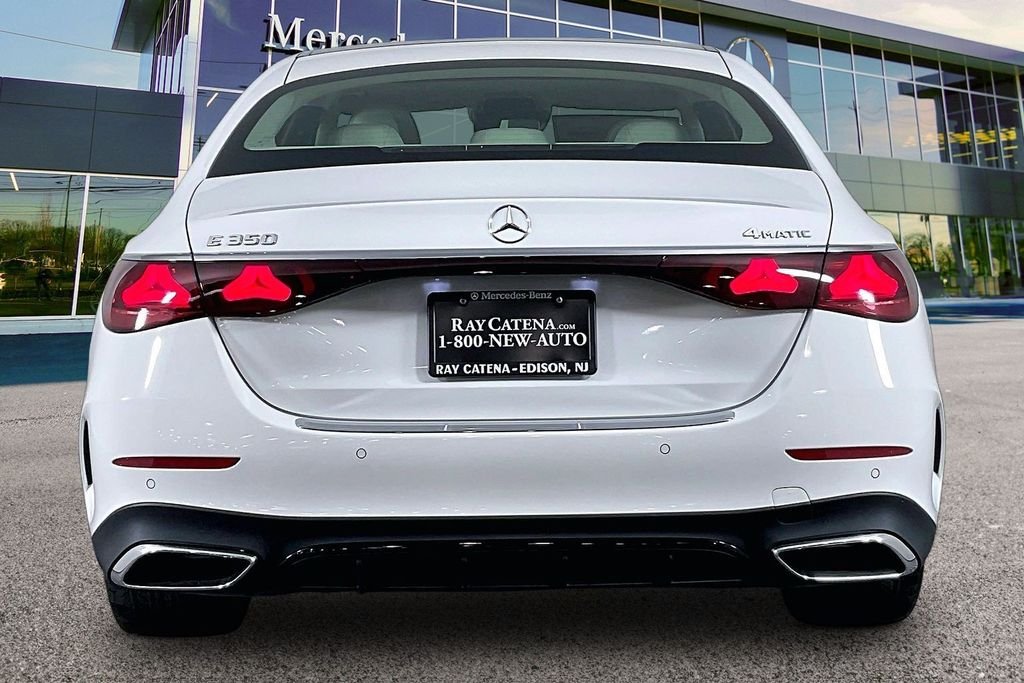 New 2026 Polar White Mercedes-Benz E 350 image 4