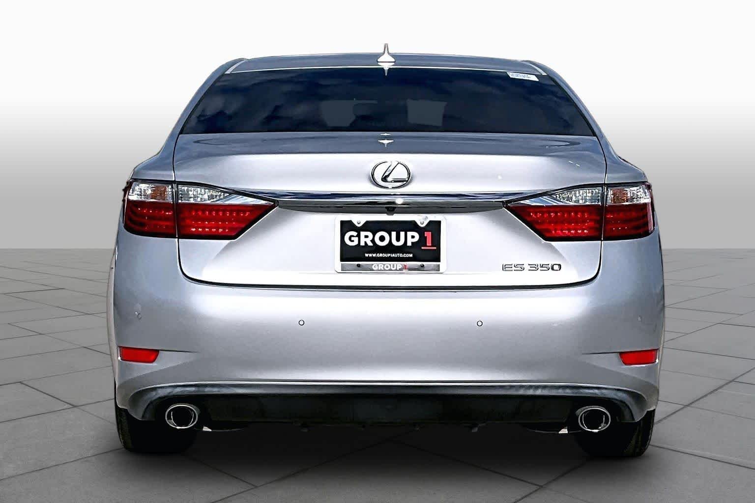 Used 2014 Silver Lining Metallic Lexus  image 5