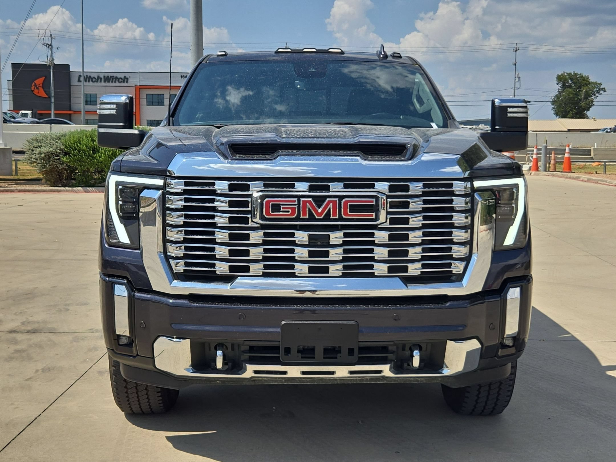 2024 GMC Sierra 2500HD Denali - Photo 9