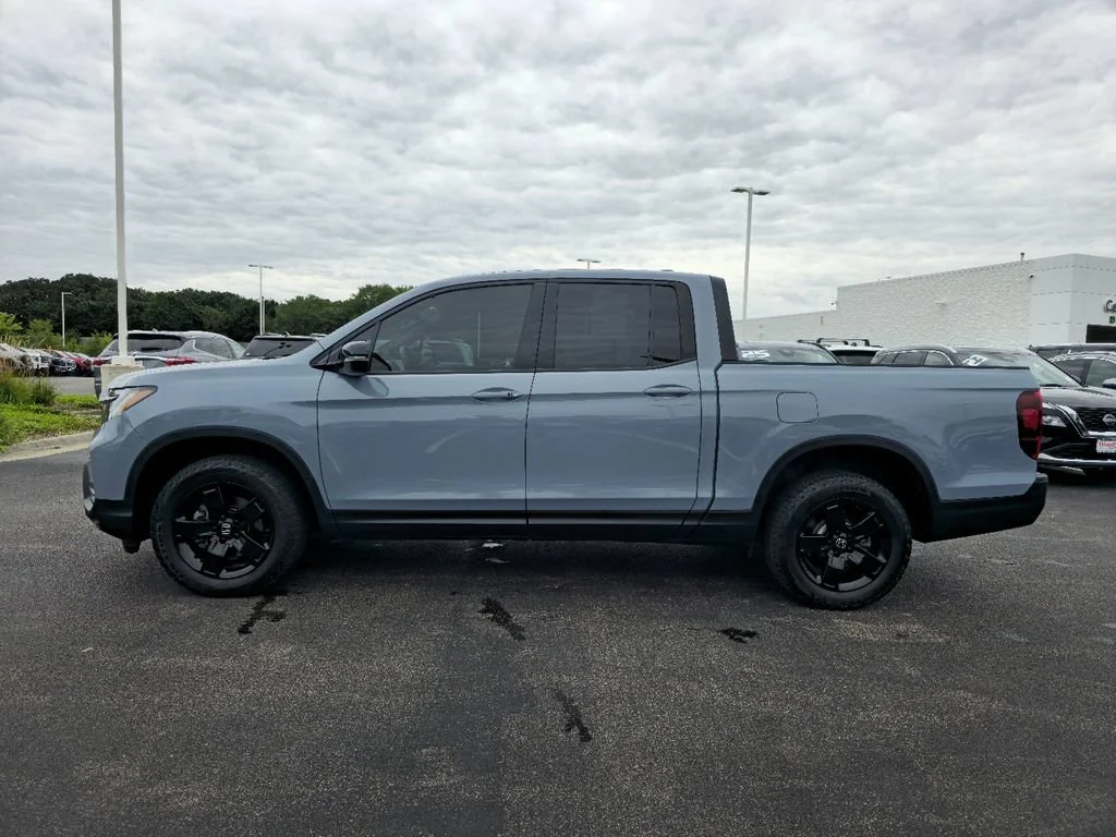 2025 Honda Ridgeline Black Edition - Photo 9