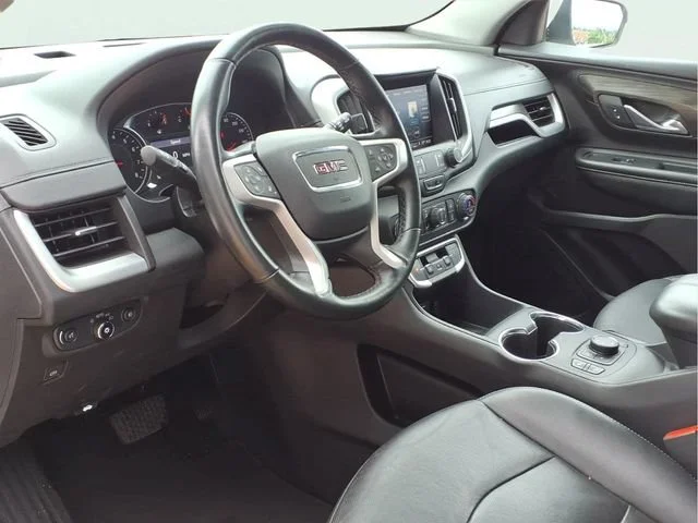 Used 2024 Summit White GMC SLT image 8