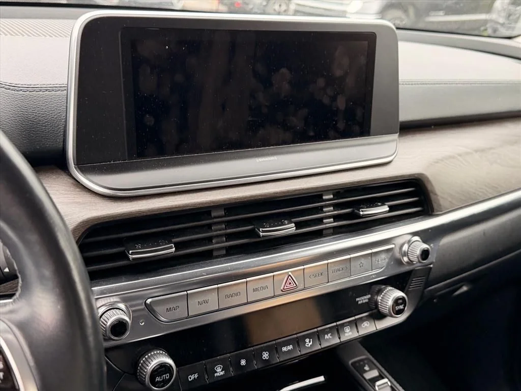 Used 2022 Green Kia EX image 21