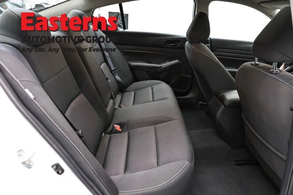 Used 2024 White Nissan 2.5 SV image 25