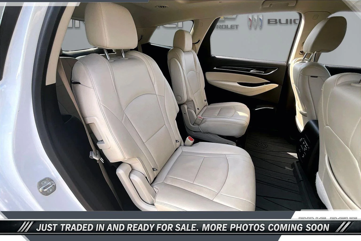 Used 2022 Summit White Buick Premium image 20