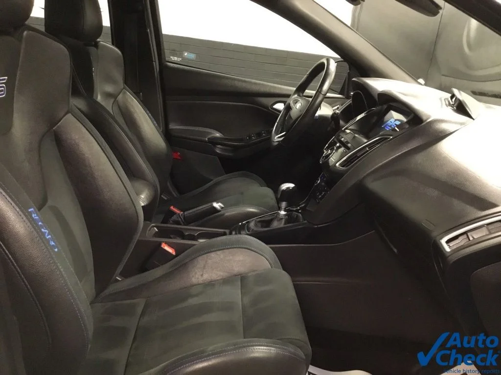 Used 2016 Blue Ford RS image 36
