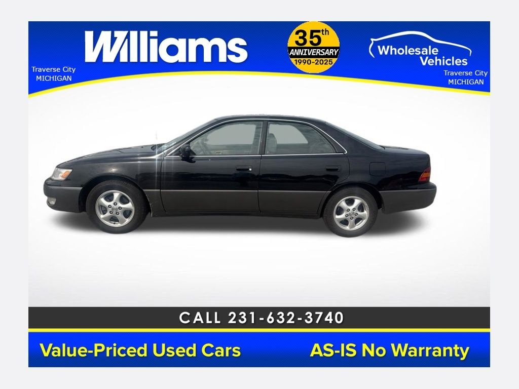Used 1999 Black Lexus 300 image 1