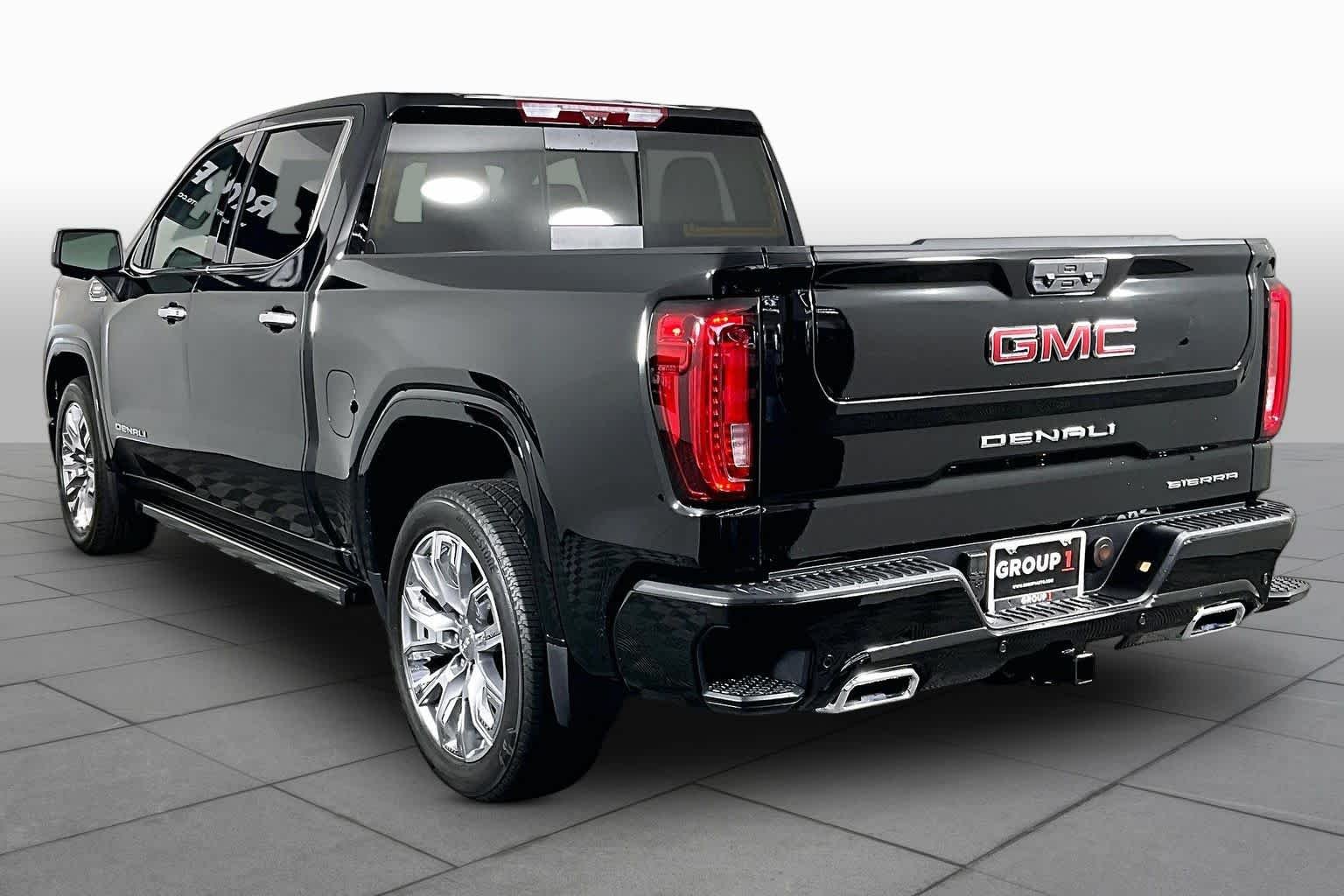 Used 2026 Onyx Black GMC Denali image 12