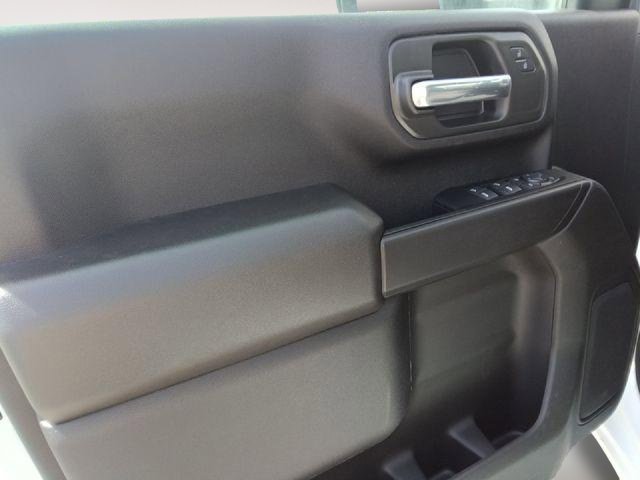 2026 Chevrolet Silverado 2500 HD Custom - Photo 11