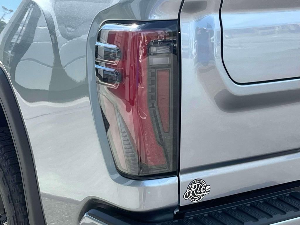 2026 GMC Sierra 2500HD AT4 - Photo 10