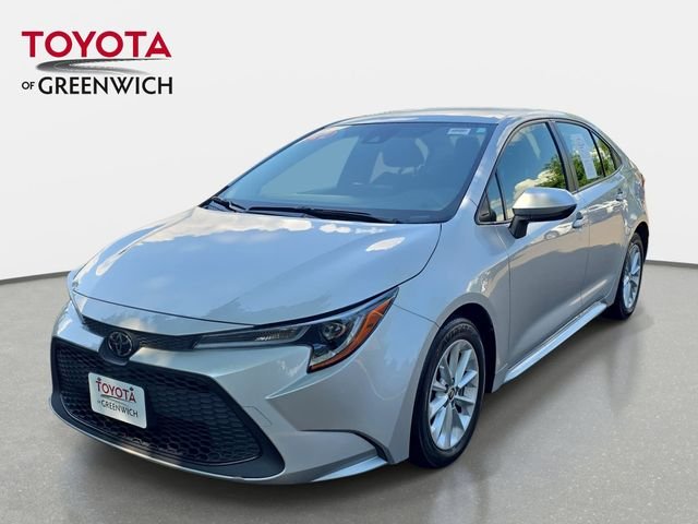 Certified Used 2022 Silver Toyota LE image 7