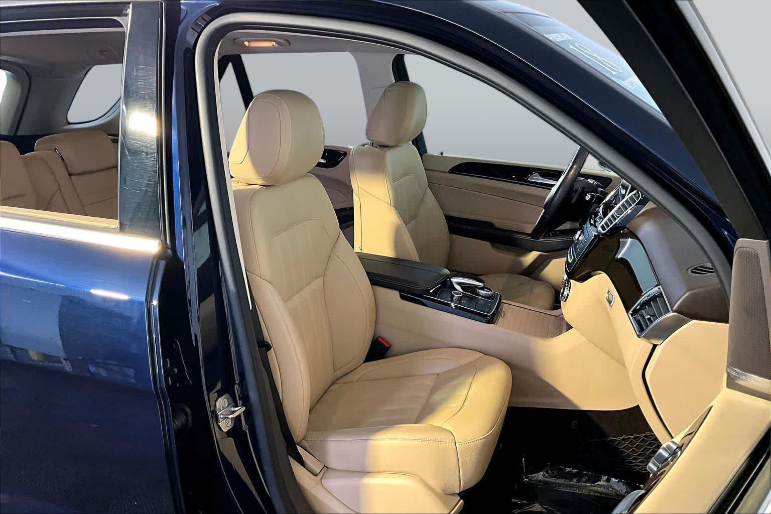 Used 2018 Lunar Blue Metallic Mercedes-Benz GLE 350 image 8