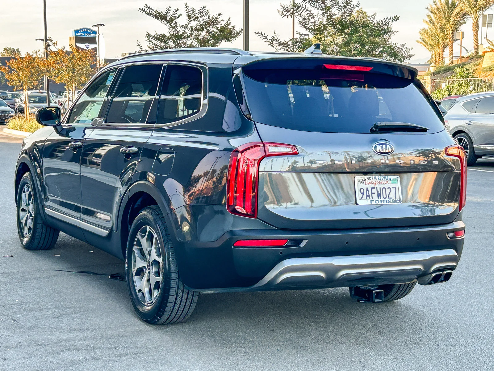 Used 2020 Gravity Grey Kia EX image 9