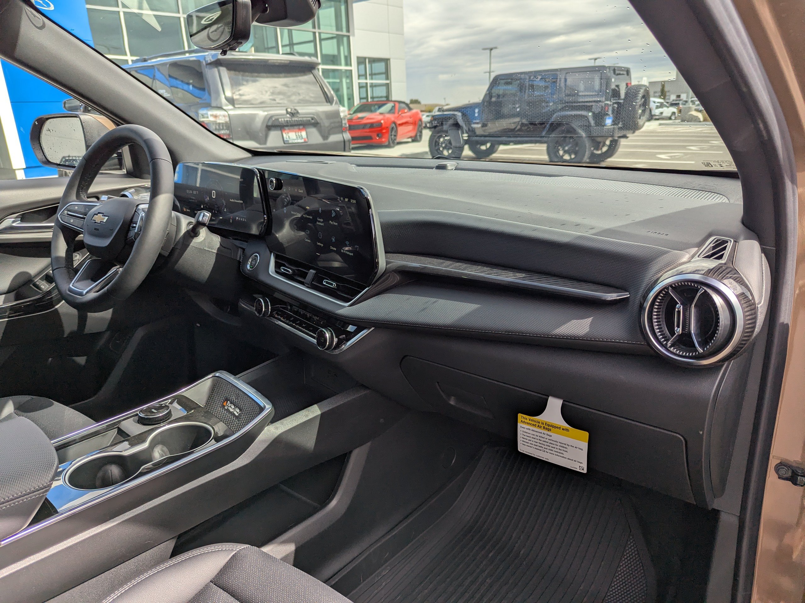 2027 Chevrolet Equinox LT - Photo 43