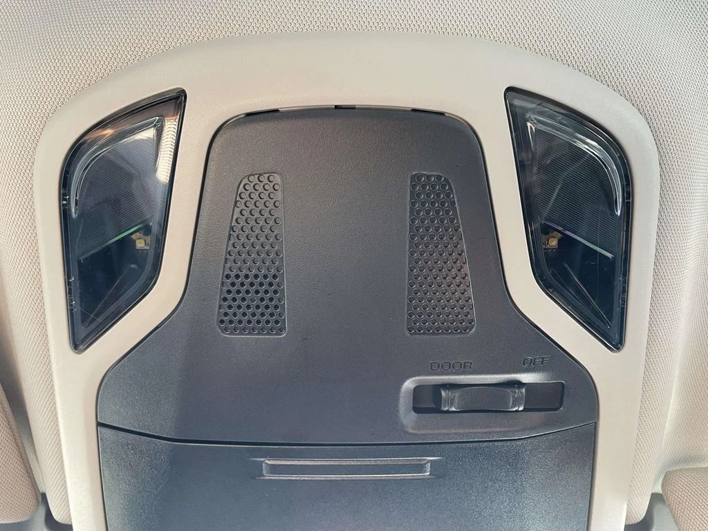 2025 Subaru Outback Base - Photo 21