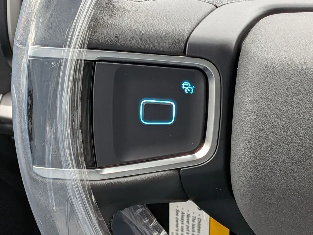 New 2026 Agate Black Metallic Ford MAX Active image 23