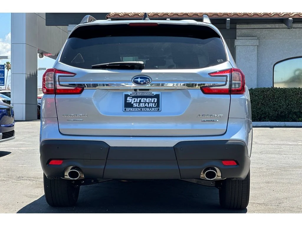 New 2026 ICE SILVER METALLIC Subaru Limited 7-Passenger image 4