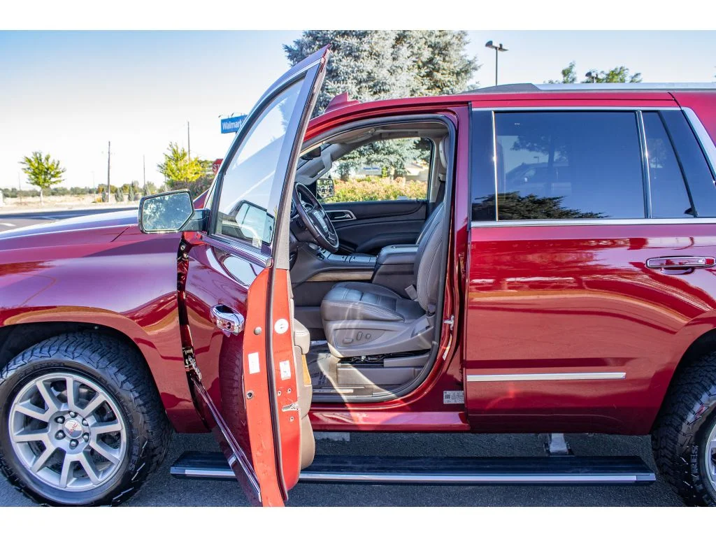 Used 2020 Crimson Red Tintcoat GMC Denali image 31
