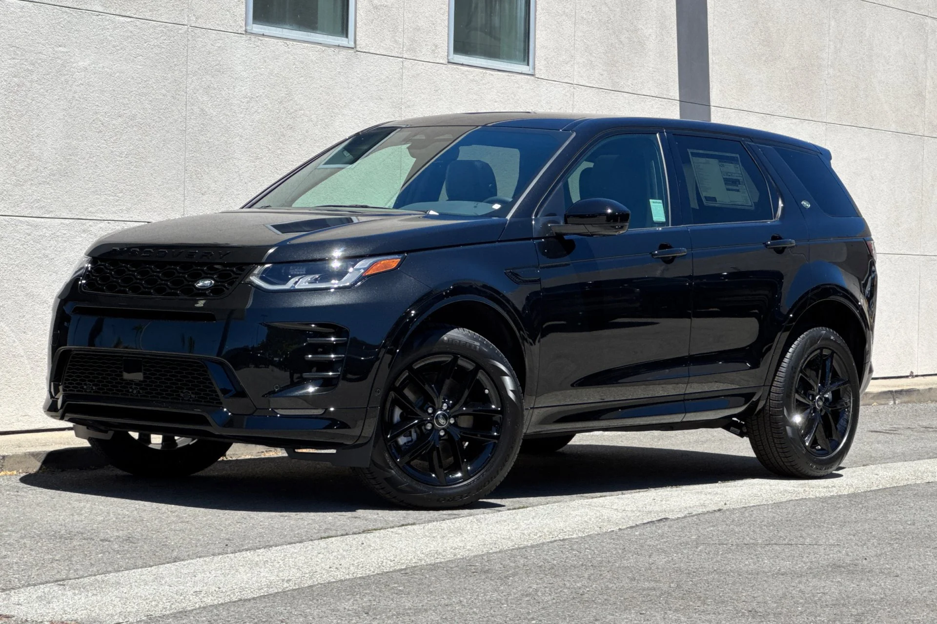 New 2026 Santorini Black Land Rover Landmark image 1