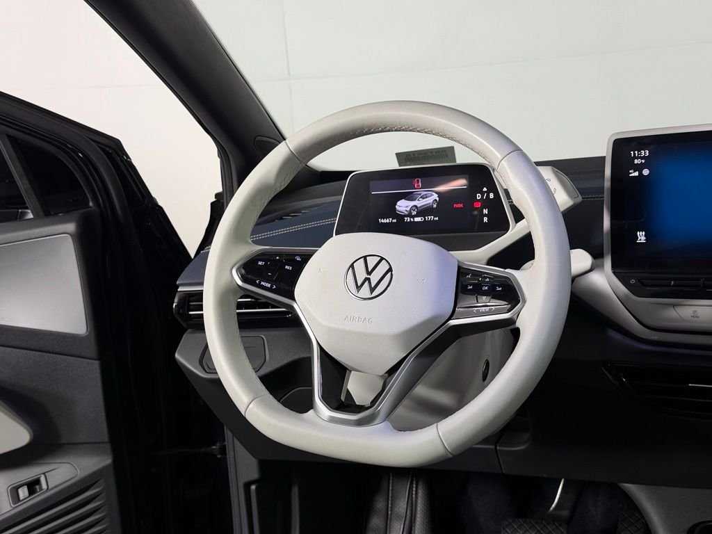 Used 2023 Black Volkswagen Pro S Plus image 14