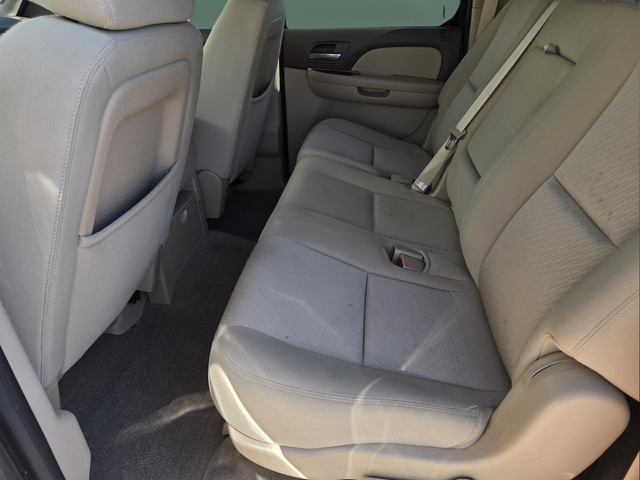 Used 2013 Gray GMC SLE 1500 image 21