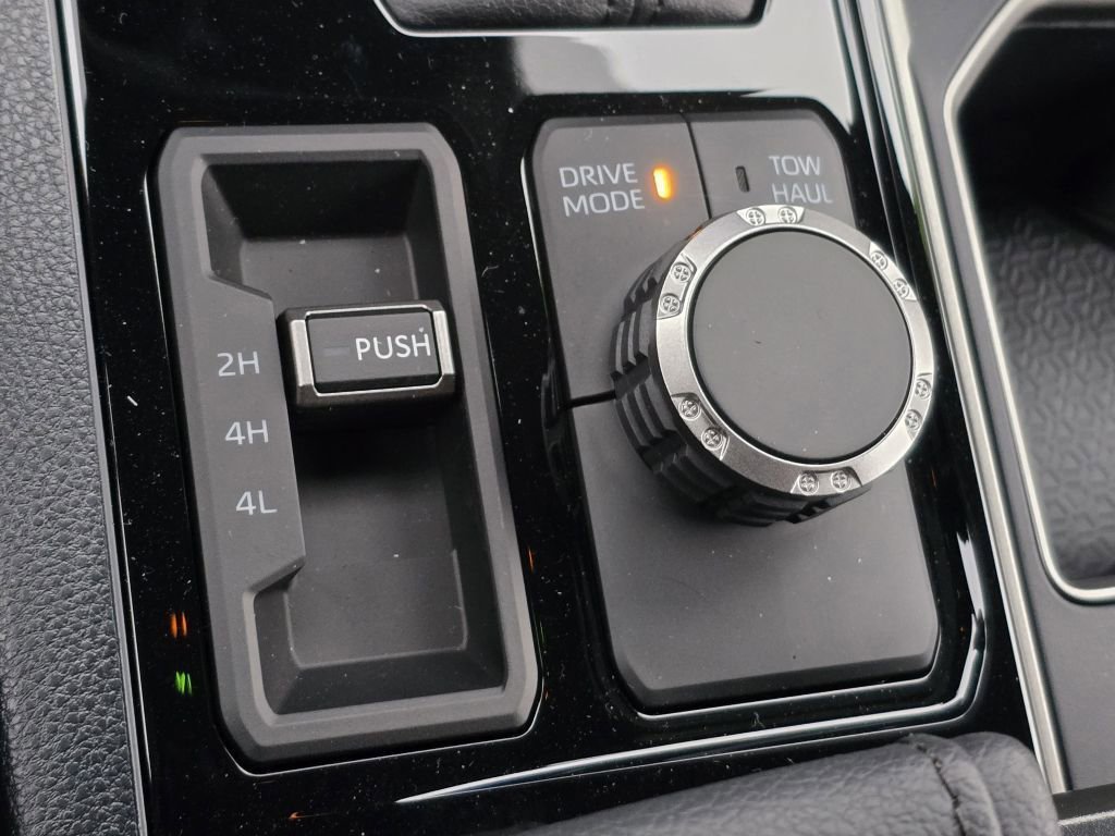 2026 Toyota Tundra SR5 - Photo 8