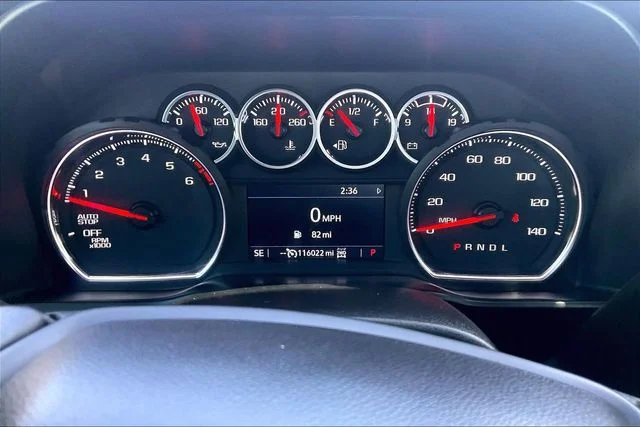 Used 2021 Gray Chevrolet LT image 22