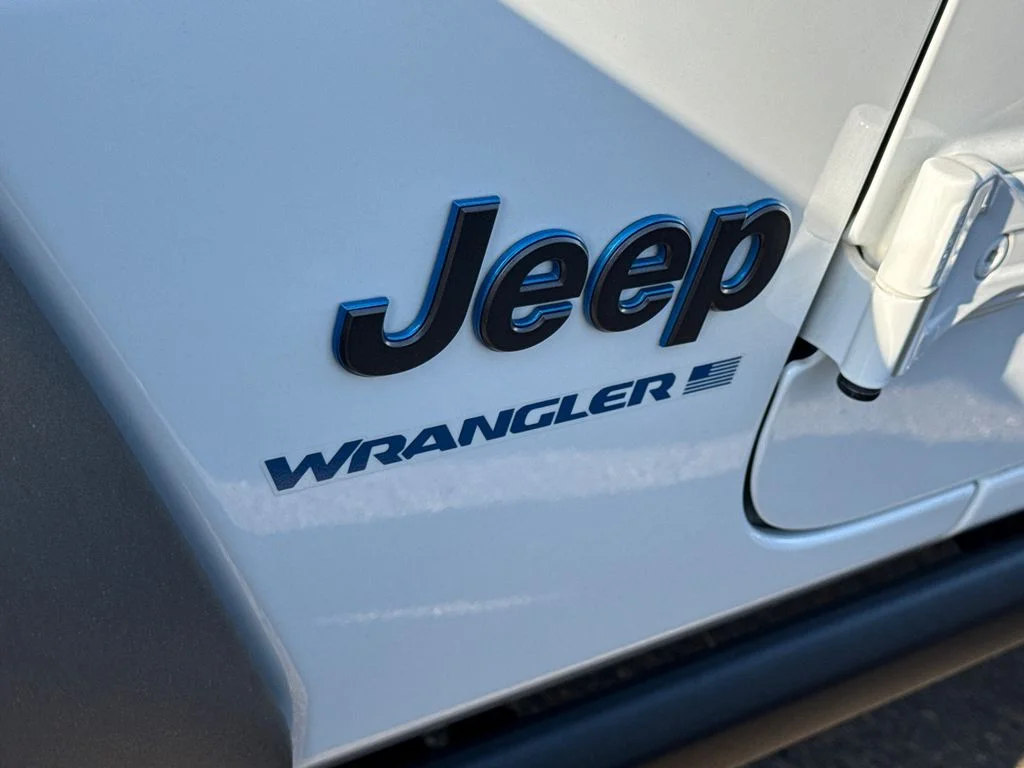 Used 2023 White Jeep Willys 4xe image 17