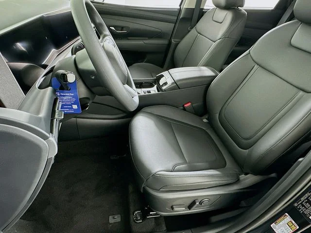 New 2026 Hyundai TUCSON SEL