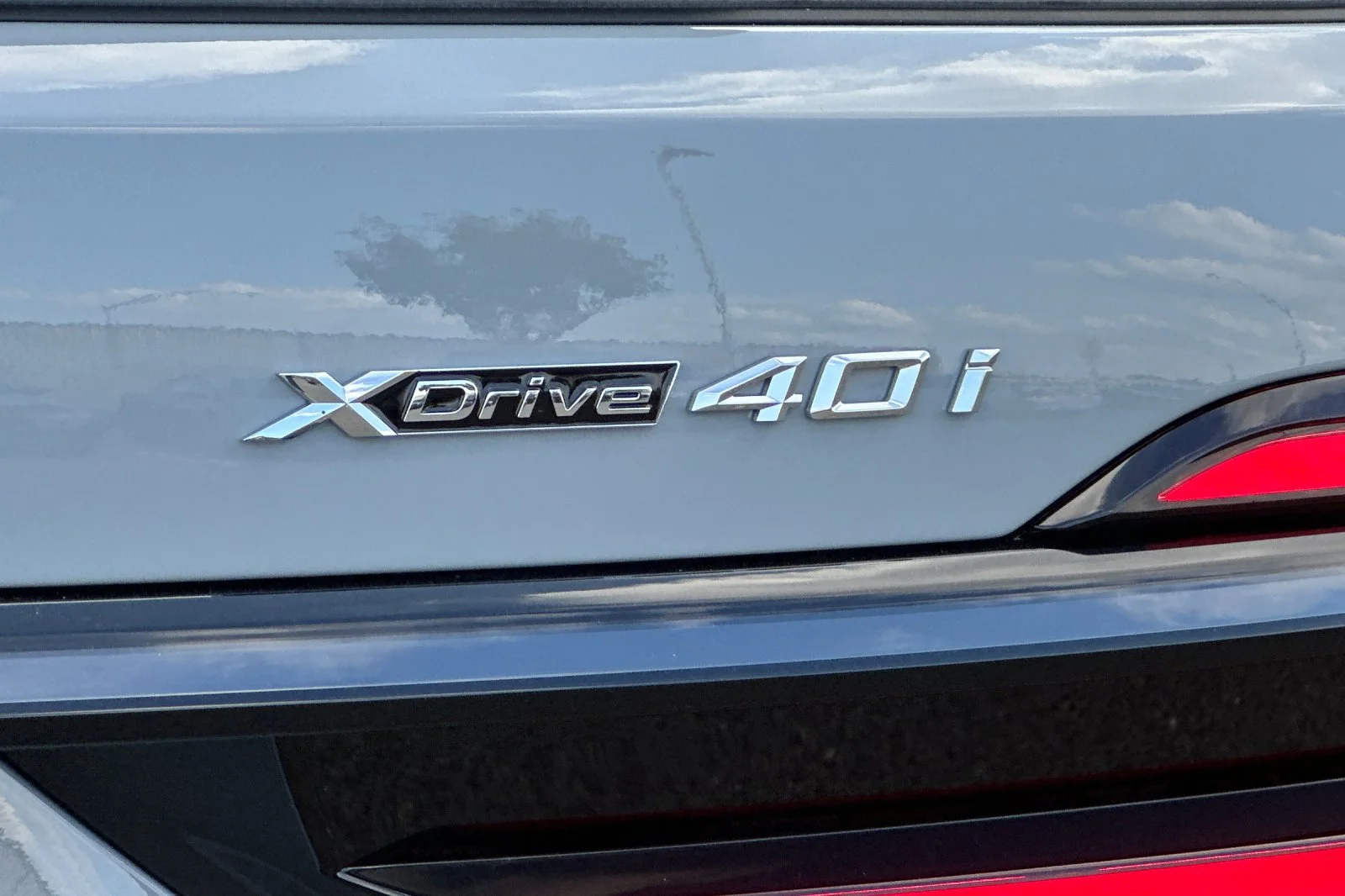 New 2027 Brooklyn Grey Metallic BMW xDrive40i image 6