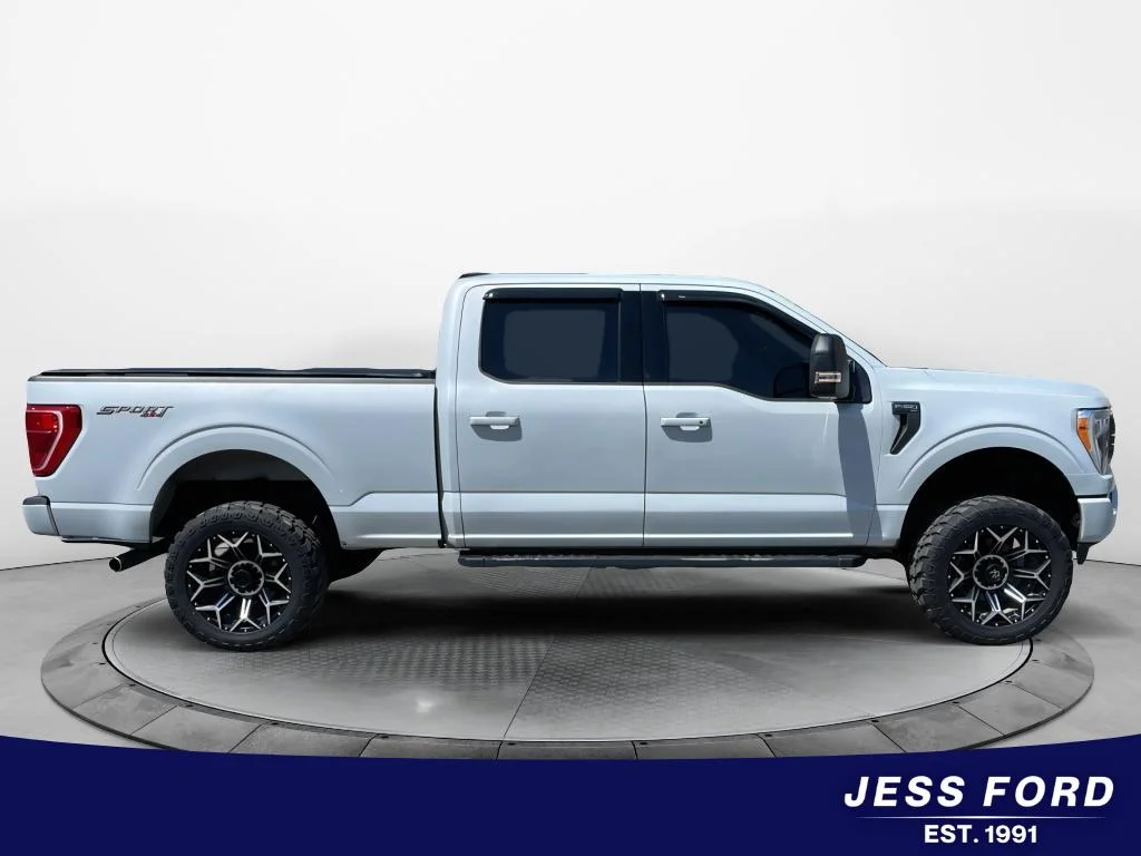Used 2022 Space White Metallic Ford XLT image 7