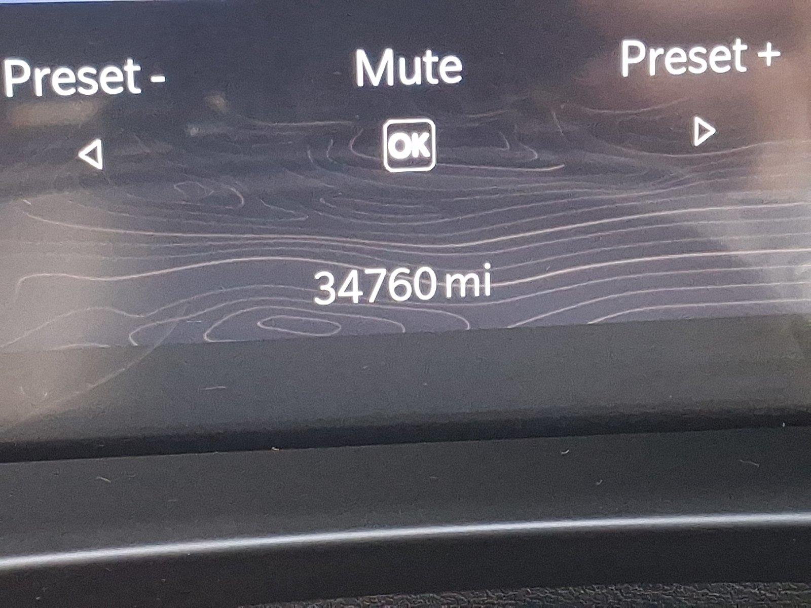 Used 2024 Diamond Black Jeep Altitude X image 21