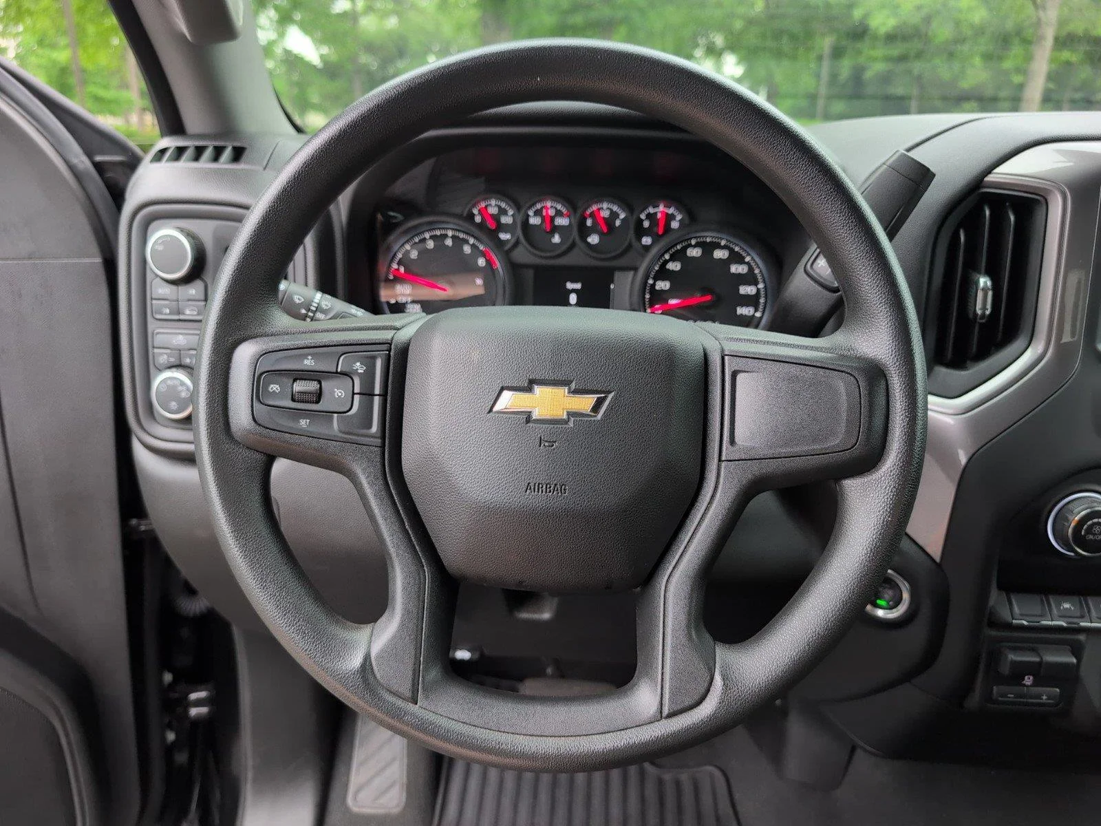 Used 2025 Black Chevrolet Custom image 28
