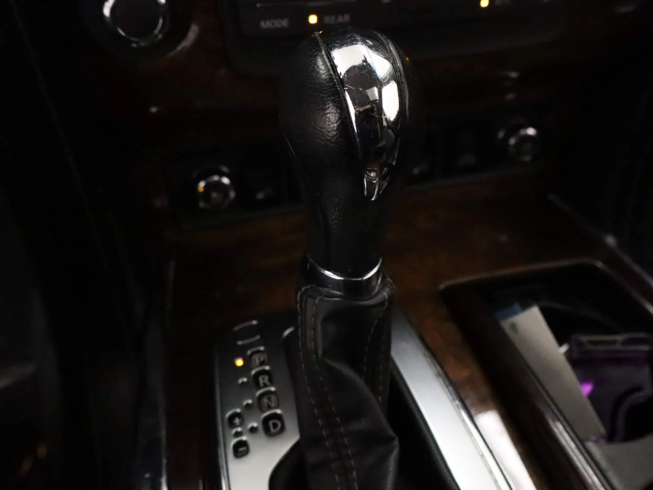Used 2016 Graphite Shadow INFINITI  image 9