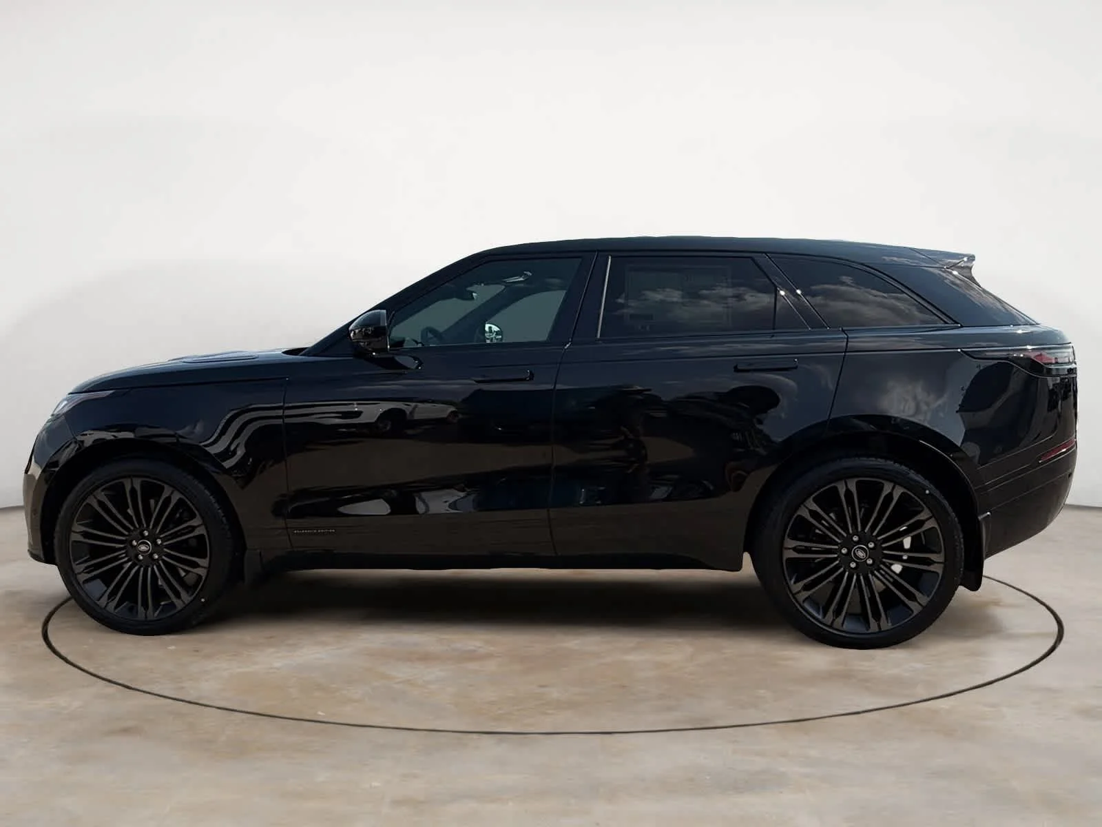 New 2026  Land Rover  image 2