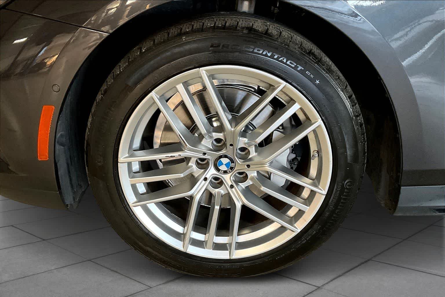 Certified Used 2025 Dark Graphite Metallic BMW 530i image 10