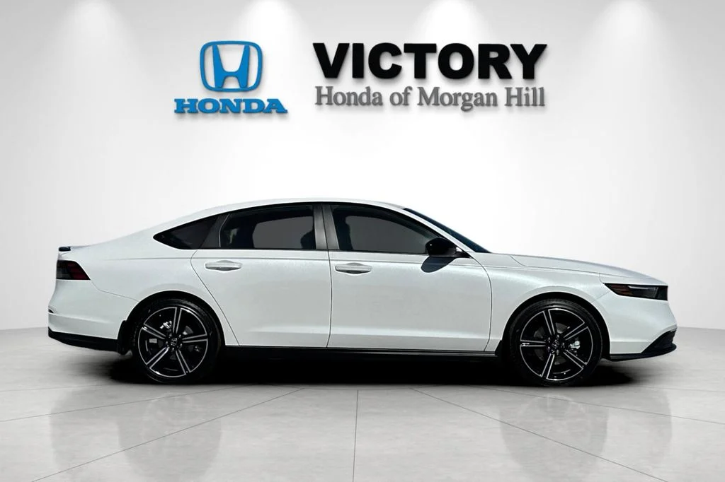 New 2026 Platinum White Pearl Honda Sport image 3