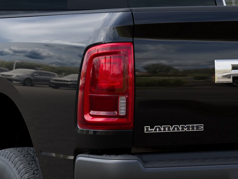 New 2026 Diamond Black Crystal Pearl-Coat Exterior Paint RAM Laramie image 9