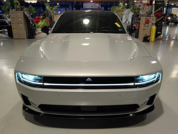 Used 2024 Silver Dodge Scat Pack AWD image 3