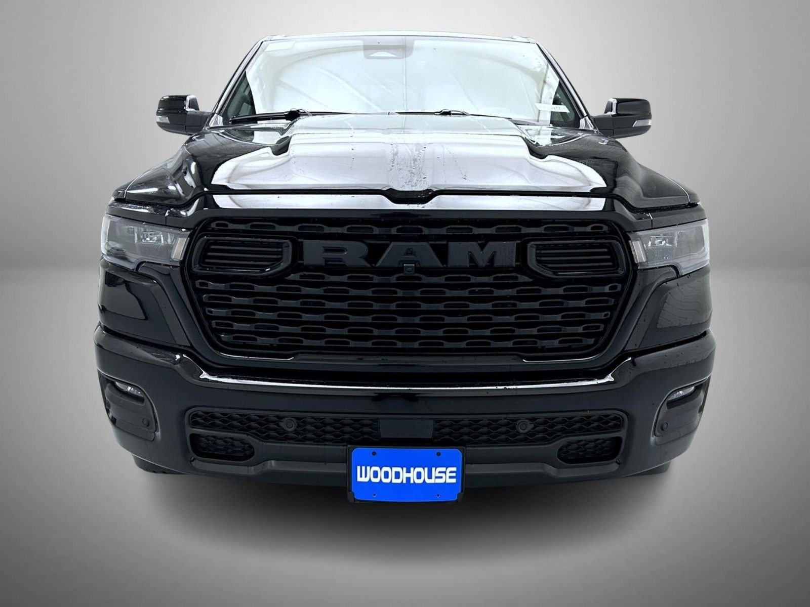 New 2026 Diamond Black Crystal Pearl-Coat Exterior Paint RAM Big Horn/Lone Star image 2